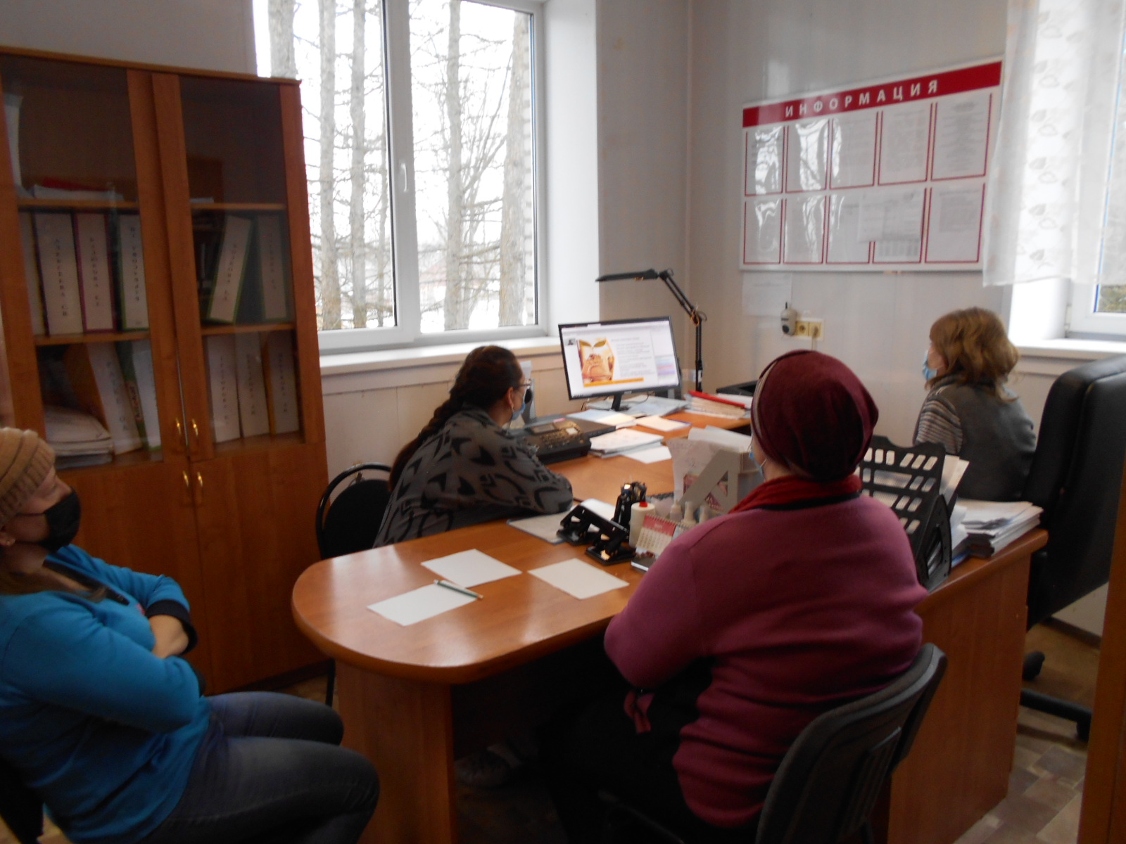 Онлайн-занятия по финансовой грамотности  для граждан старшего поколения  и сотрудников СОГБУ «Вяземский КЦСОН»