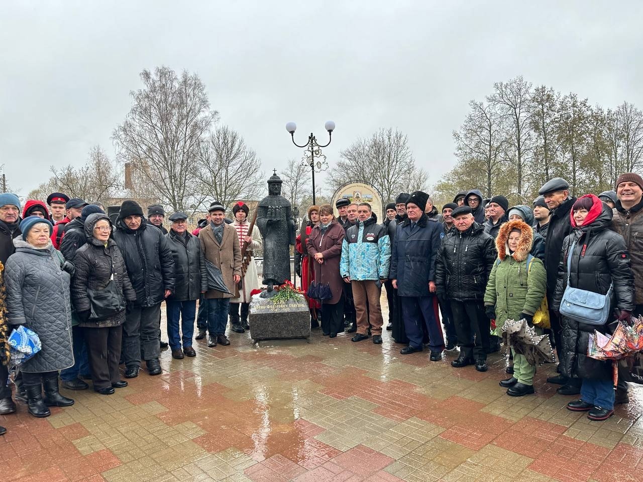 Памятник царю Борису Годунову был открыт 27 октября на Набережной реки  Вязьмы / Новости / Мой город - Вязьма