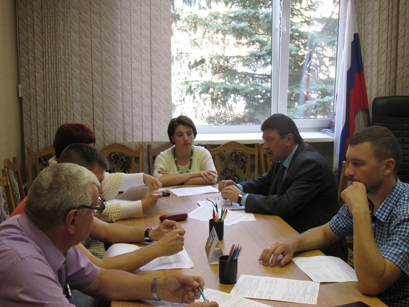 Заседание постоянной комиссии Вяземского районного Совета депутатов по строительству, ЖКХ и транспорту